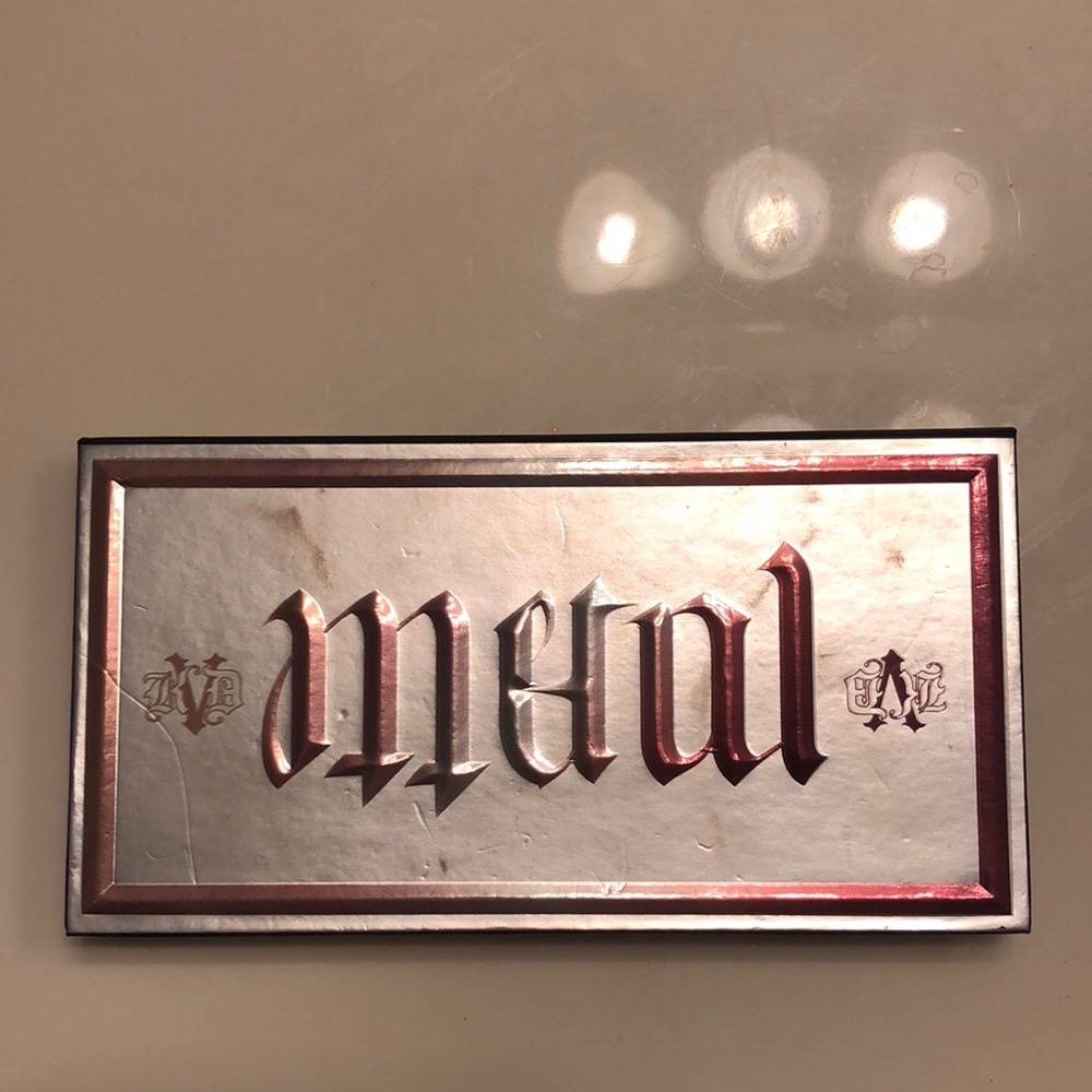 Kat Von D Metal Matte Mini Palette